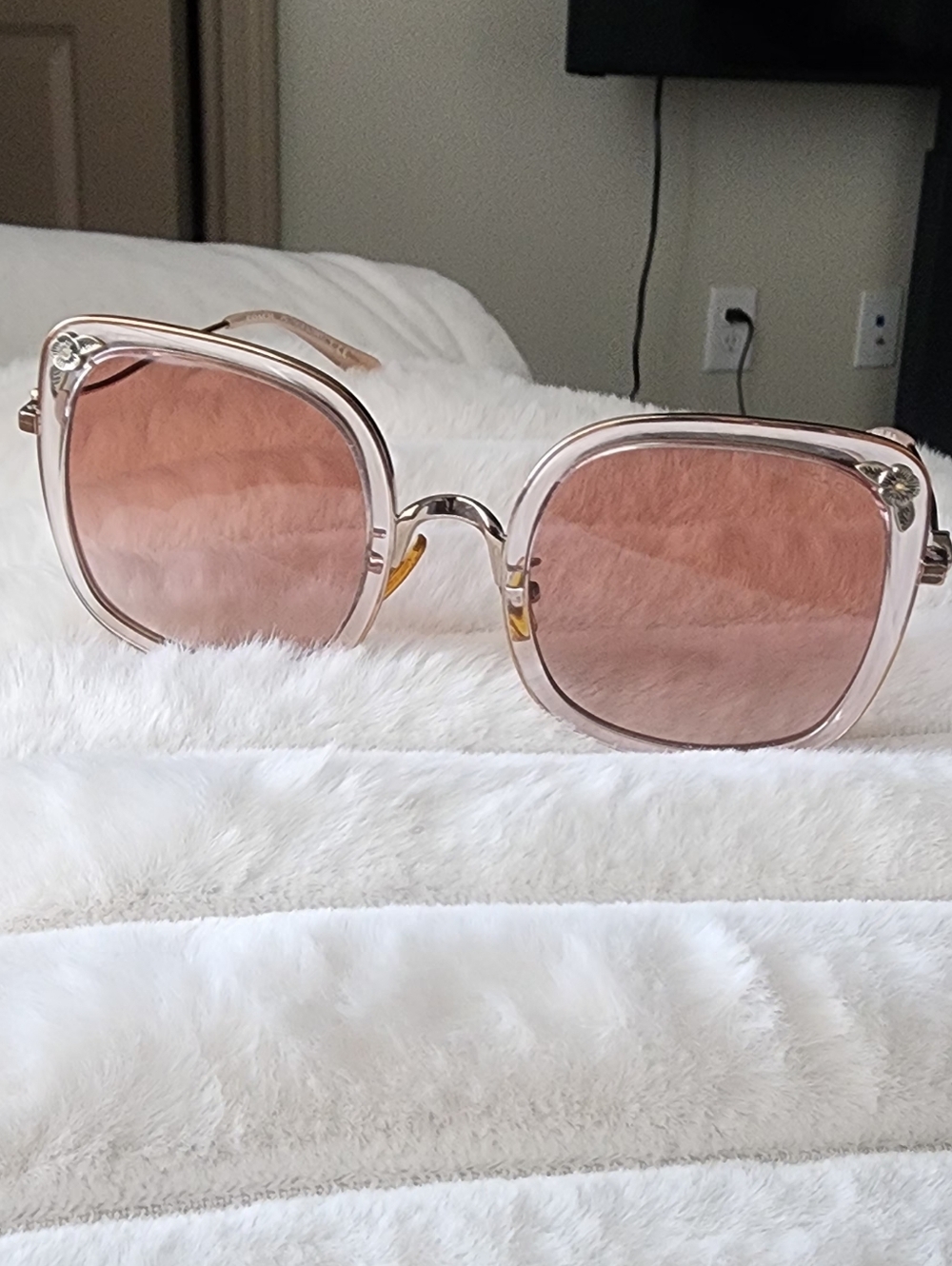 Coach HC7101B L1081 Sunglasses